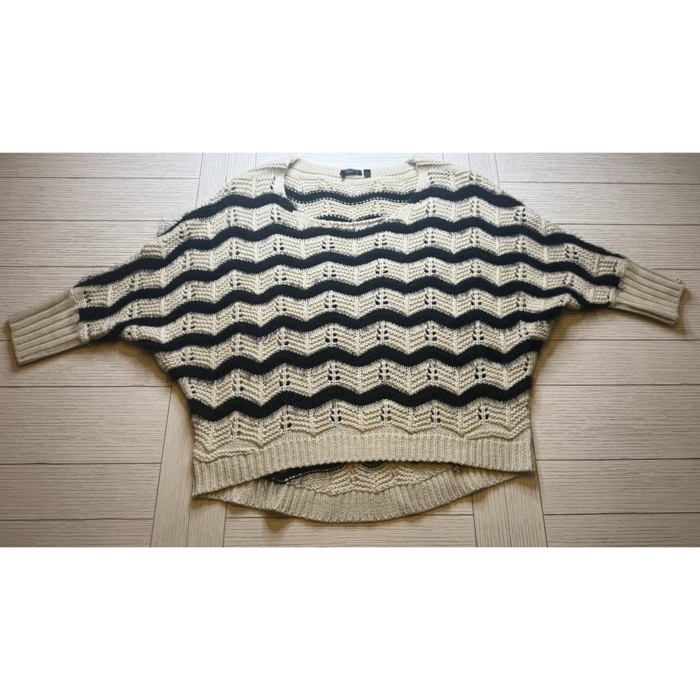 Dex Size L Ivory Black Furry Chevron Striped Dolman‎ Sleeve Acrylic Sweater